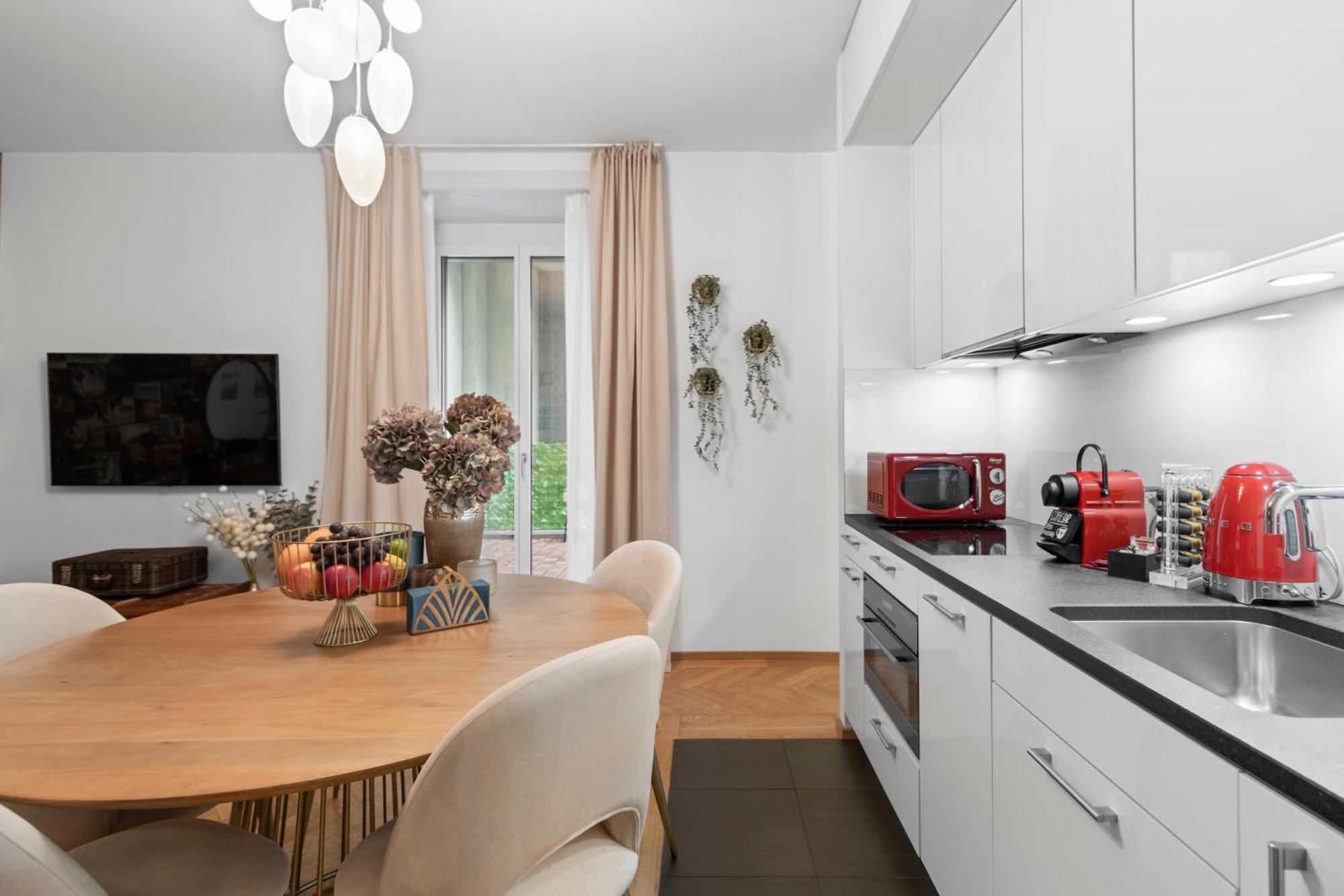 Apartment Boutique Luxury I Location I Freeparking I Private Terrace I Ac I Fast Wifi Zurich