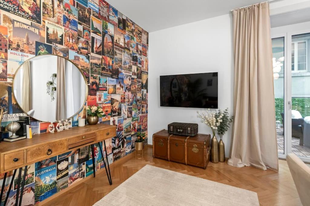 Boutique Luxury I Location I Freeparking I Private Terrace I Ac I Fast Wifi Apartment *