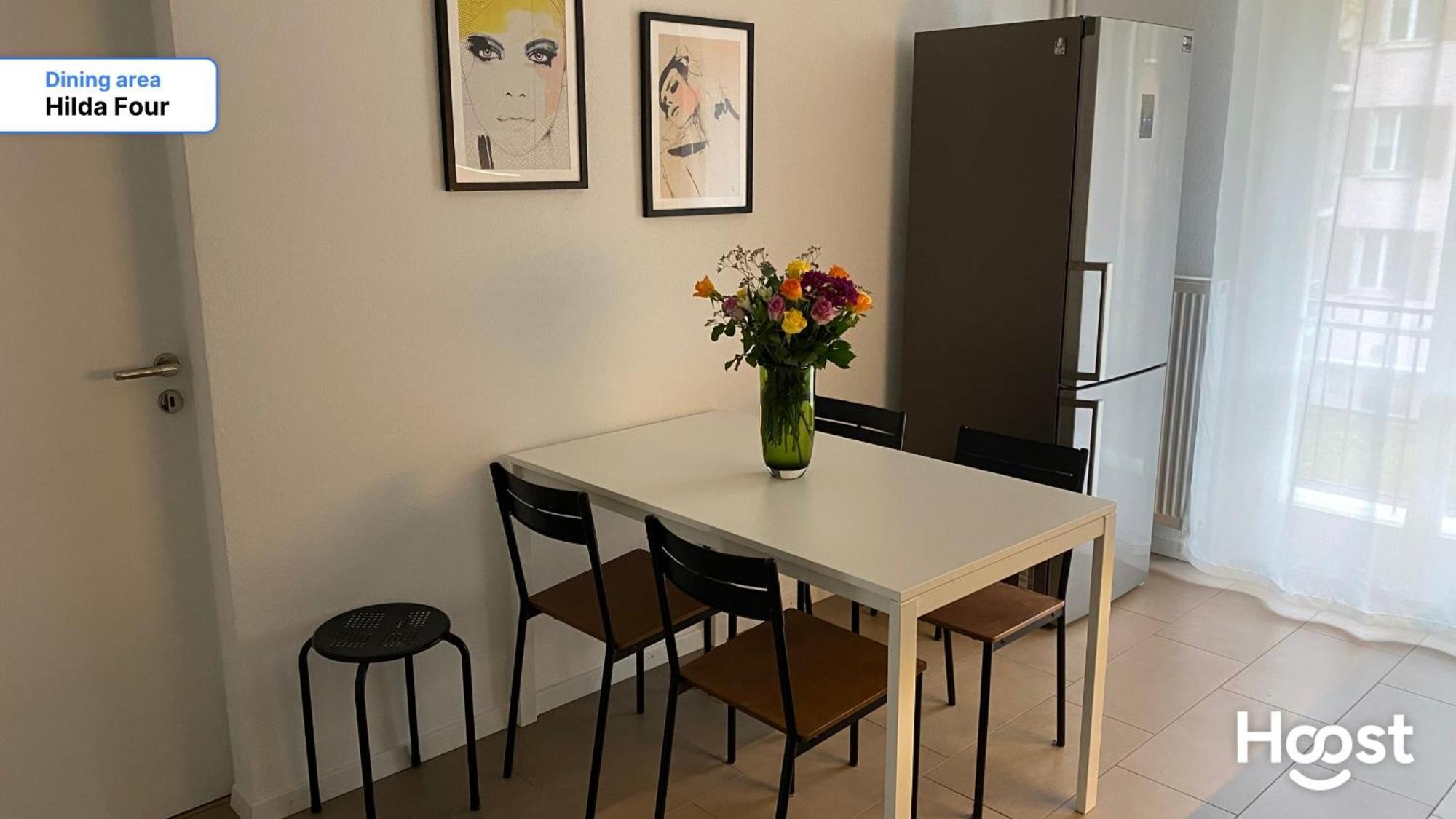 H4 Family Apartment, Central, Quite, Modern Apartment *