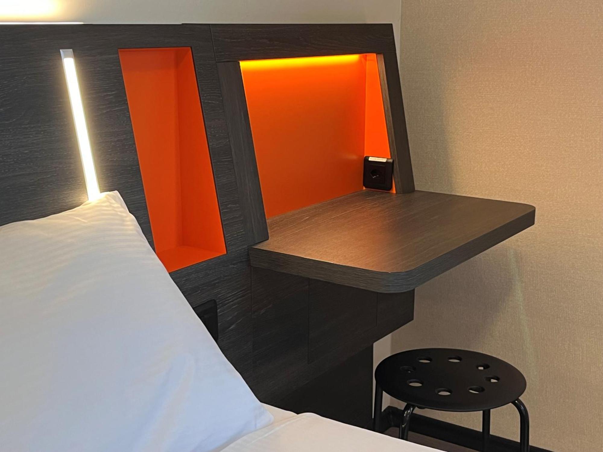 Hotel Easyhotel Main Station