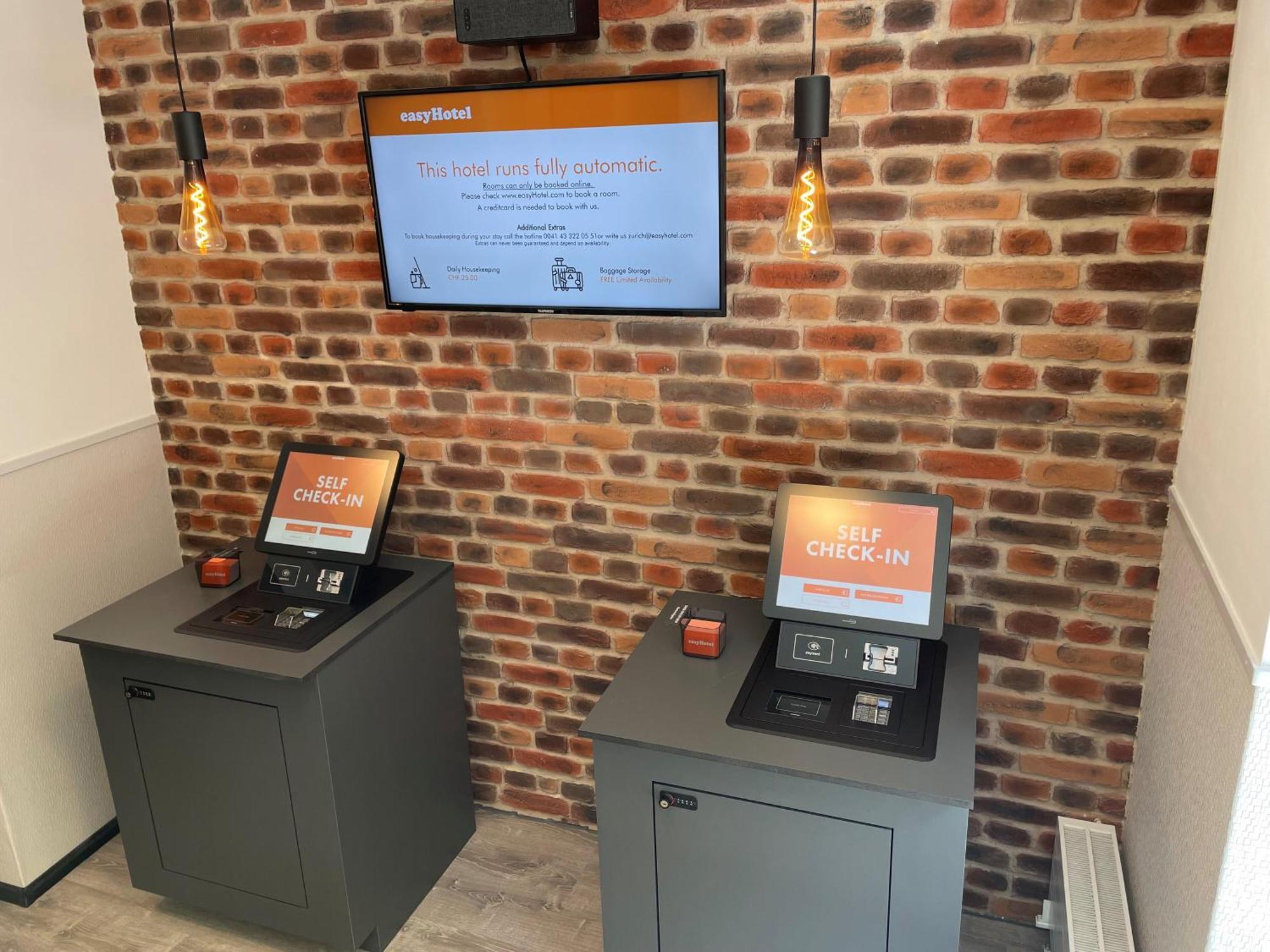 Easyhotel Zuerich City Main Station * Zurich