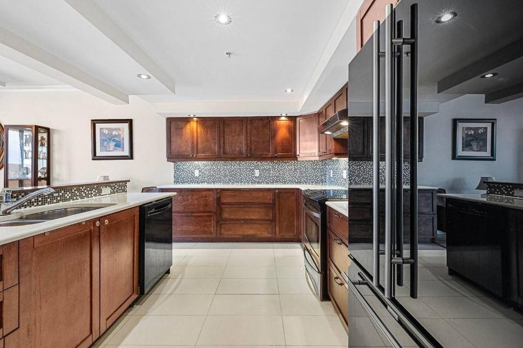Lakeview Residences Apartment
