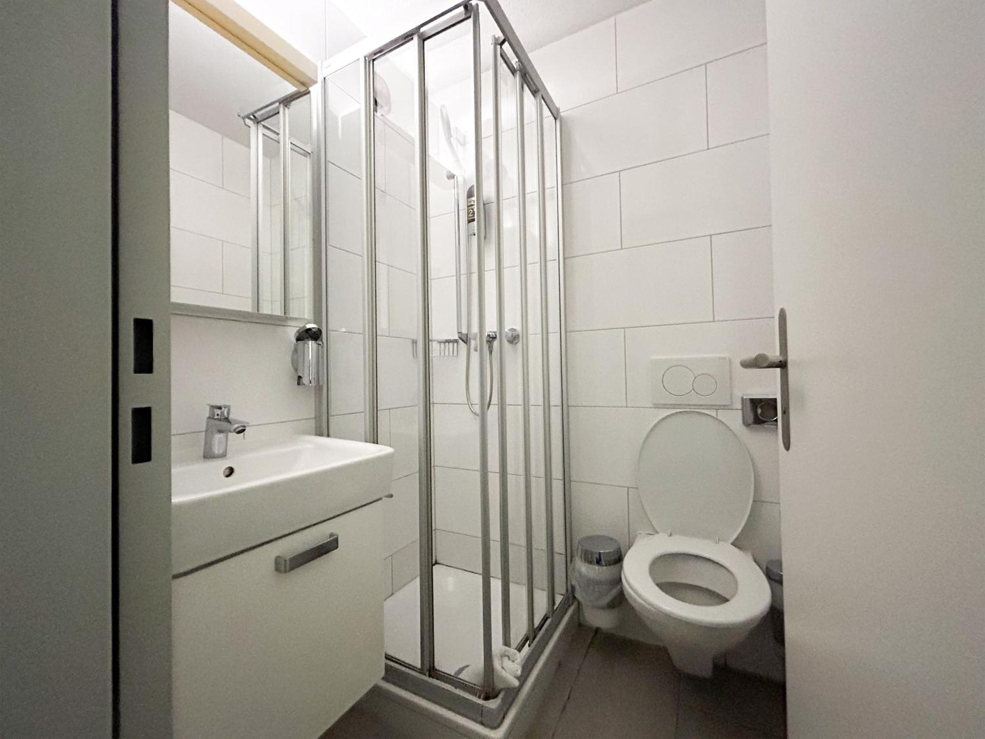 Guest house 210