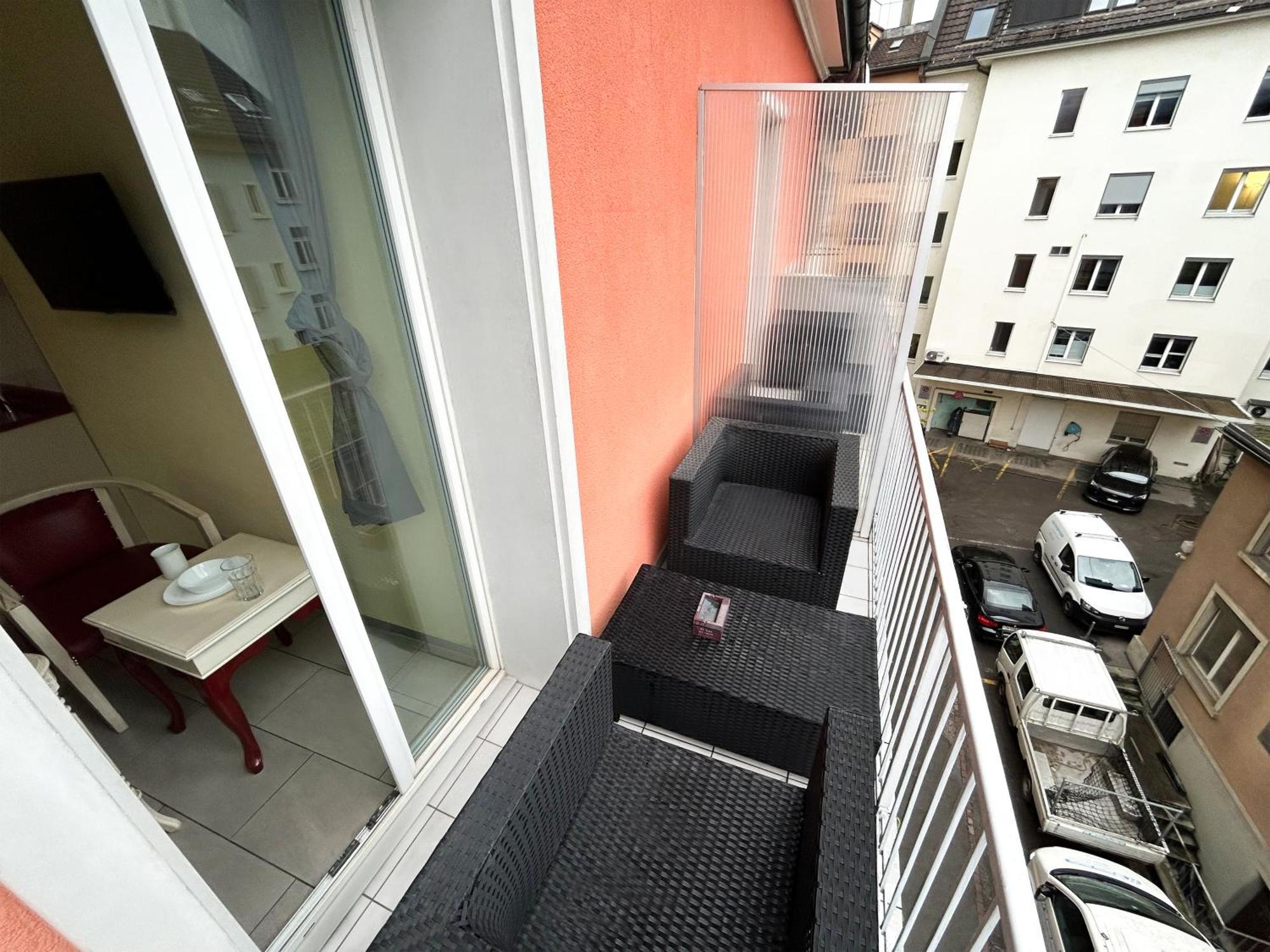 210 Zurich