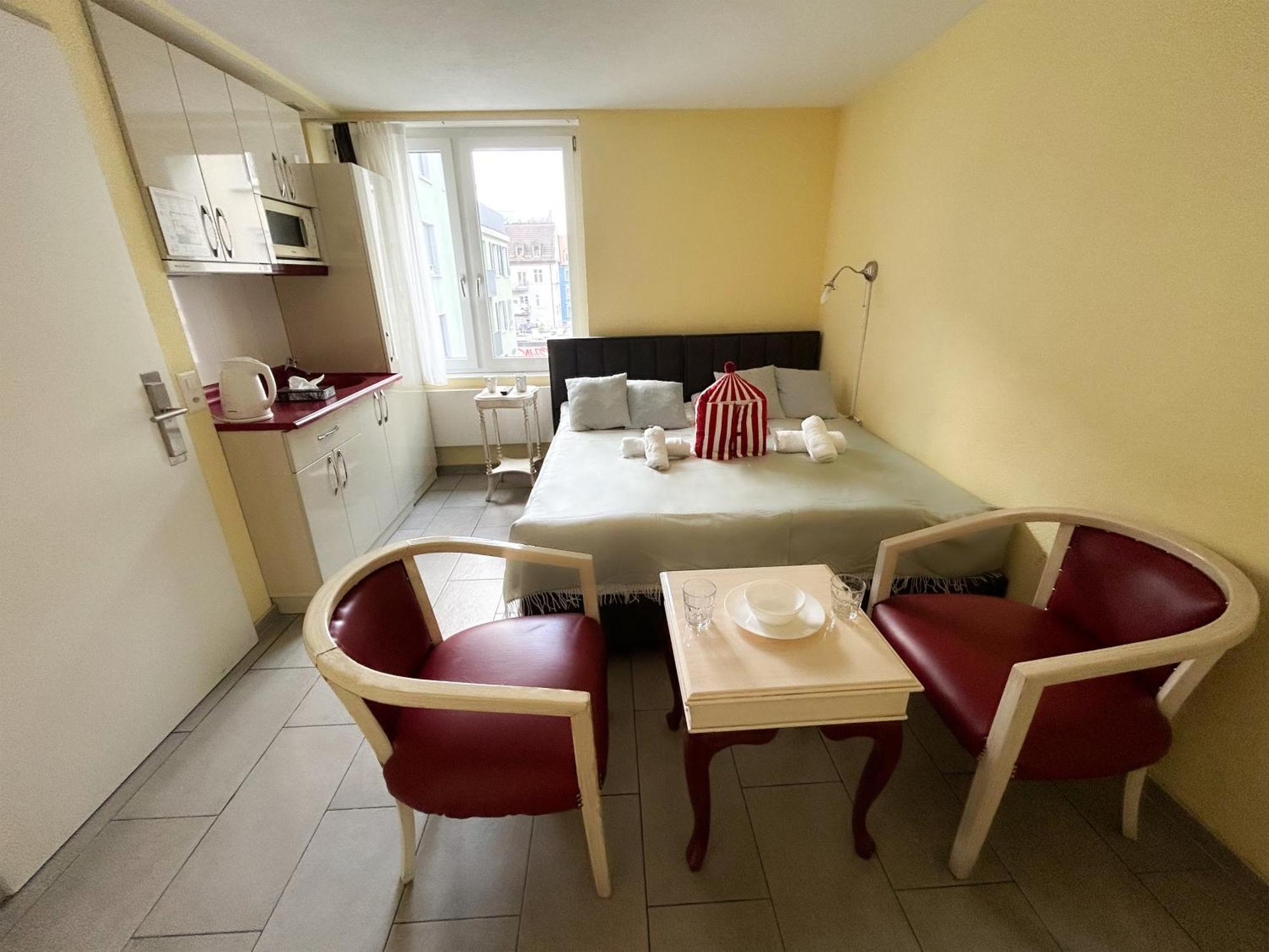 Guest house 210