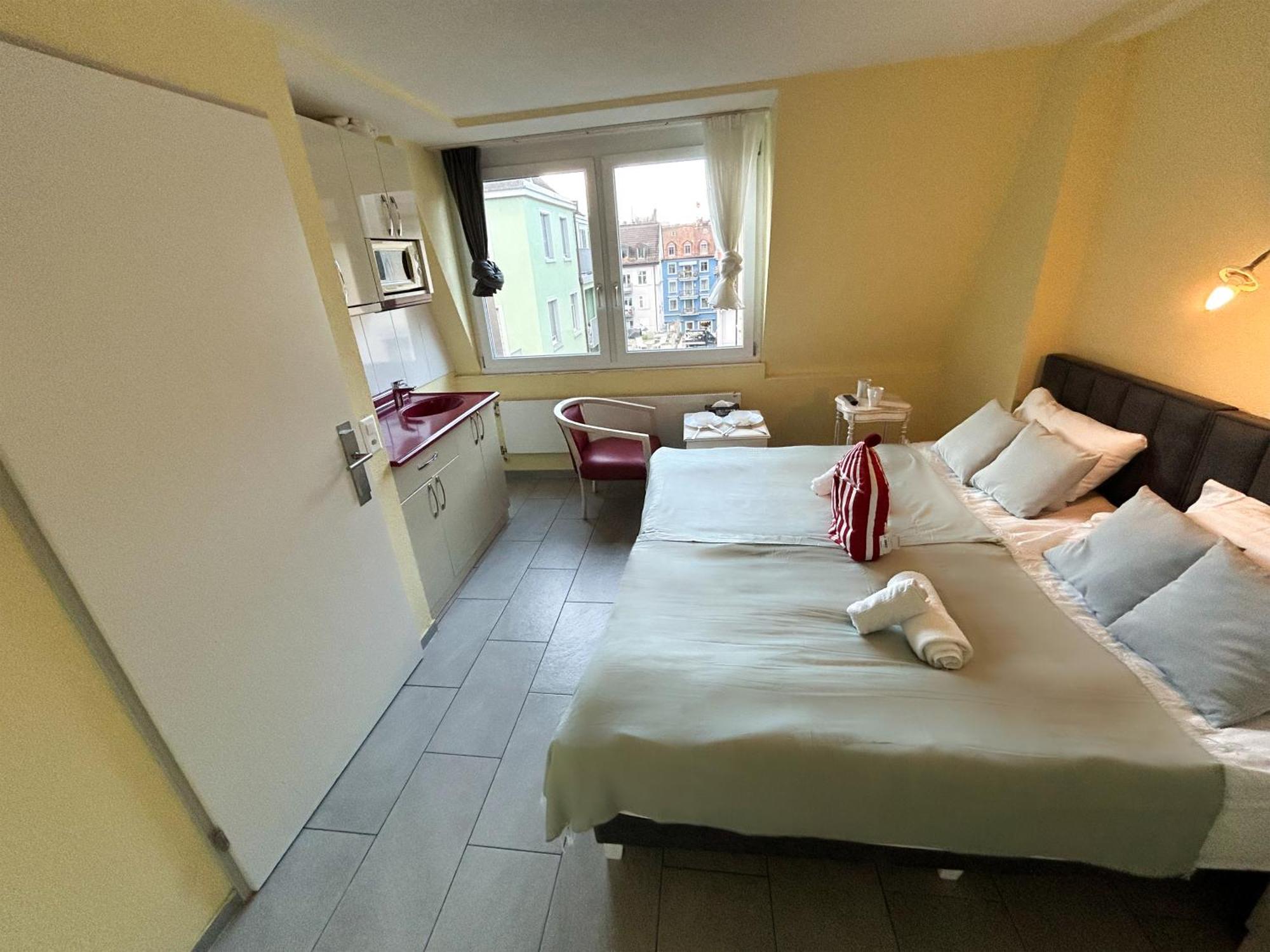 Guest house 210 3*