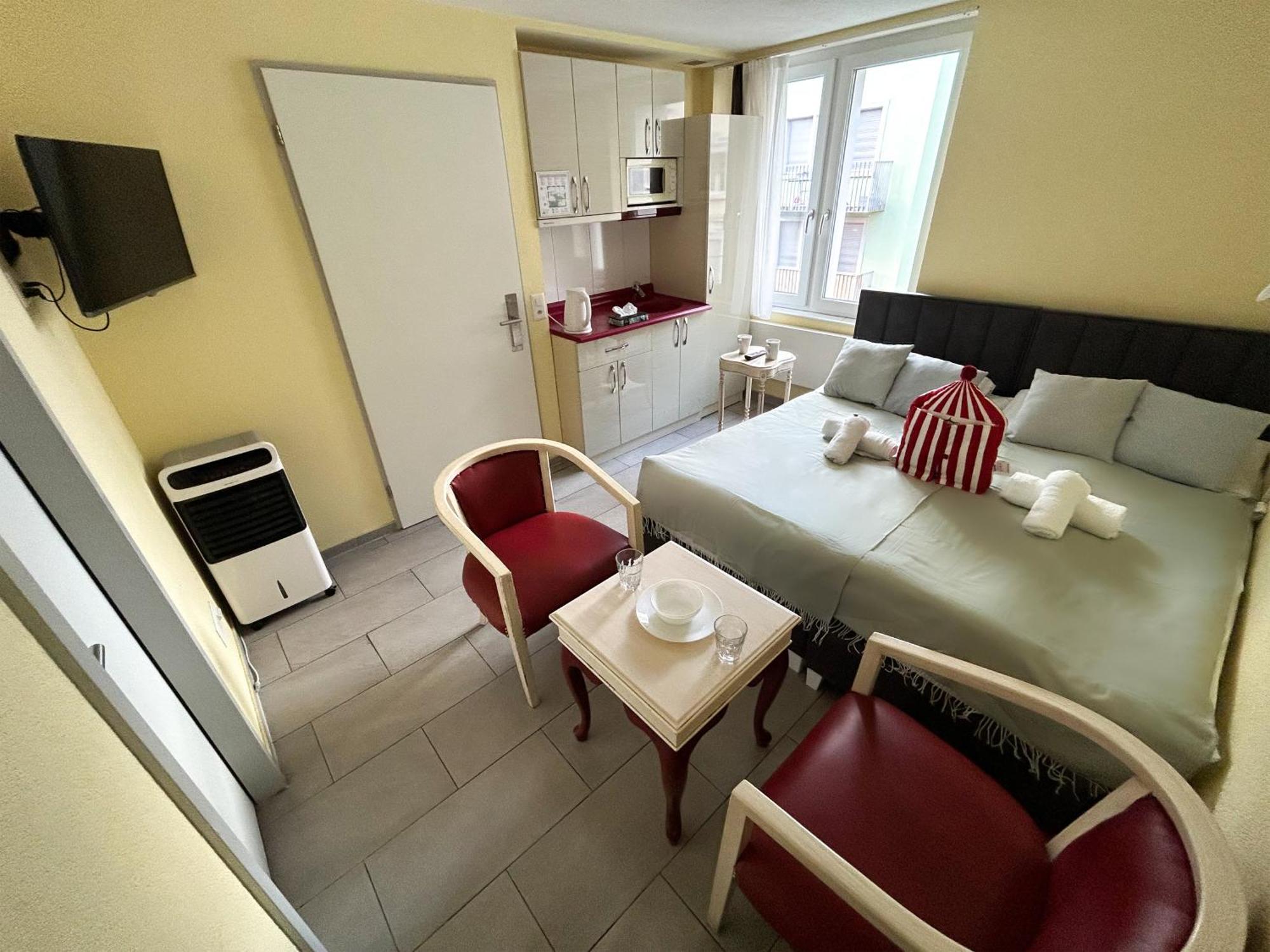210 Guest house Zurich