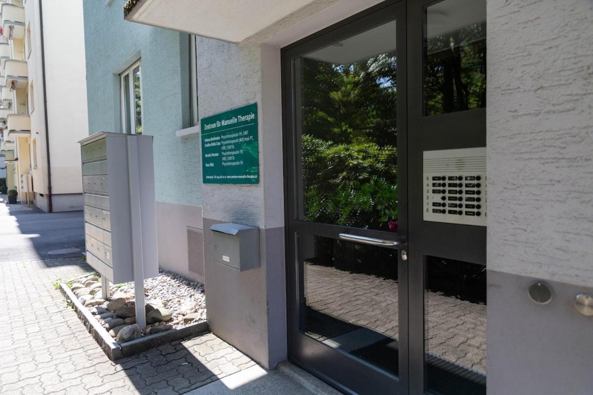 Very Spacious With Balcony - Parkview 2 Apartment