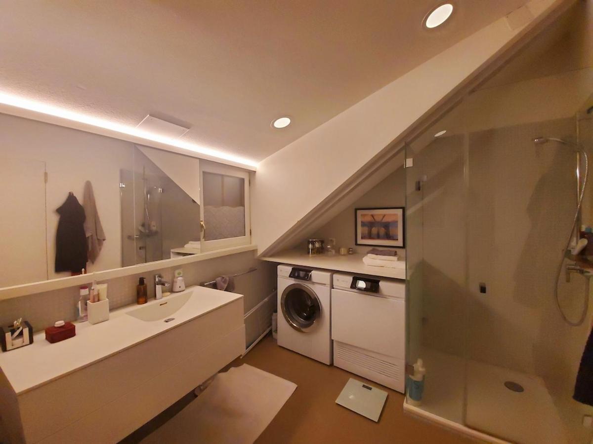 Executive Studio In Pedestrian Area Zurich