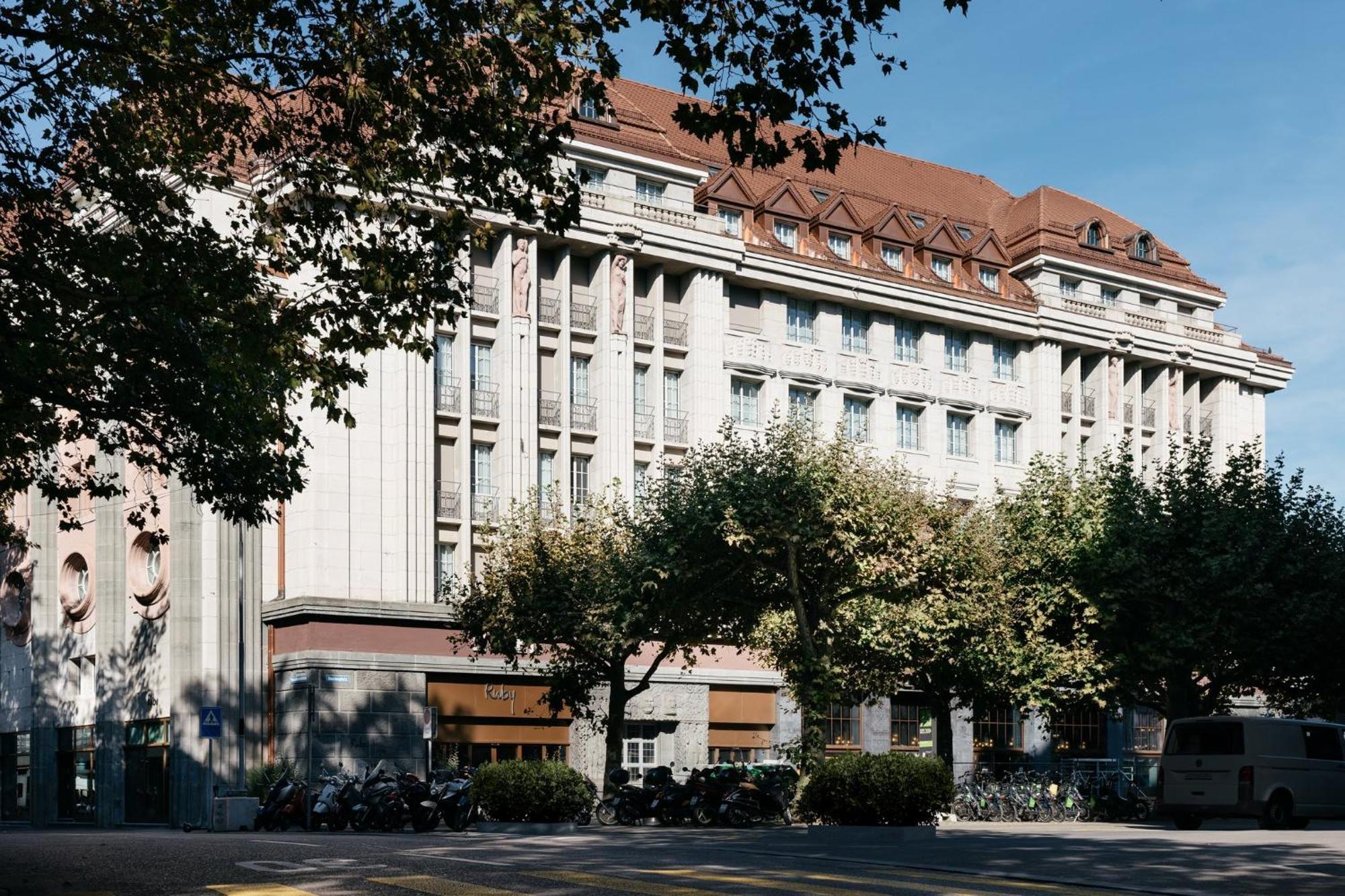 Ruby Mimi Hotel 3*