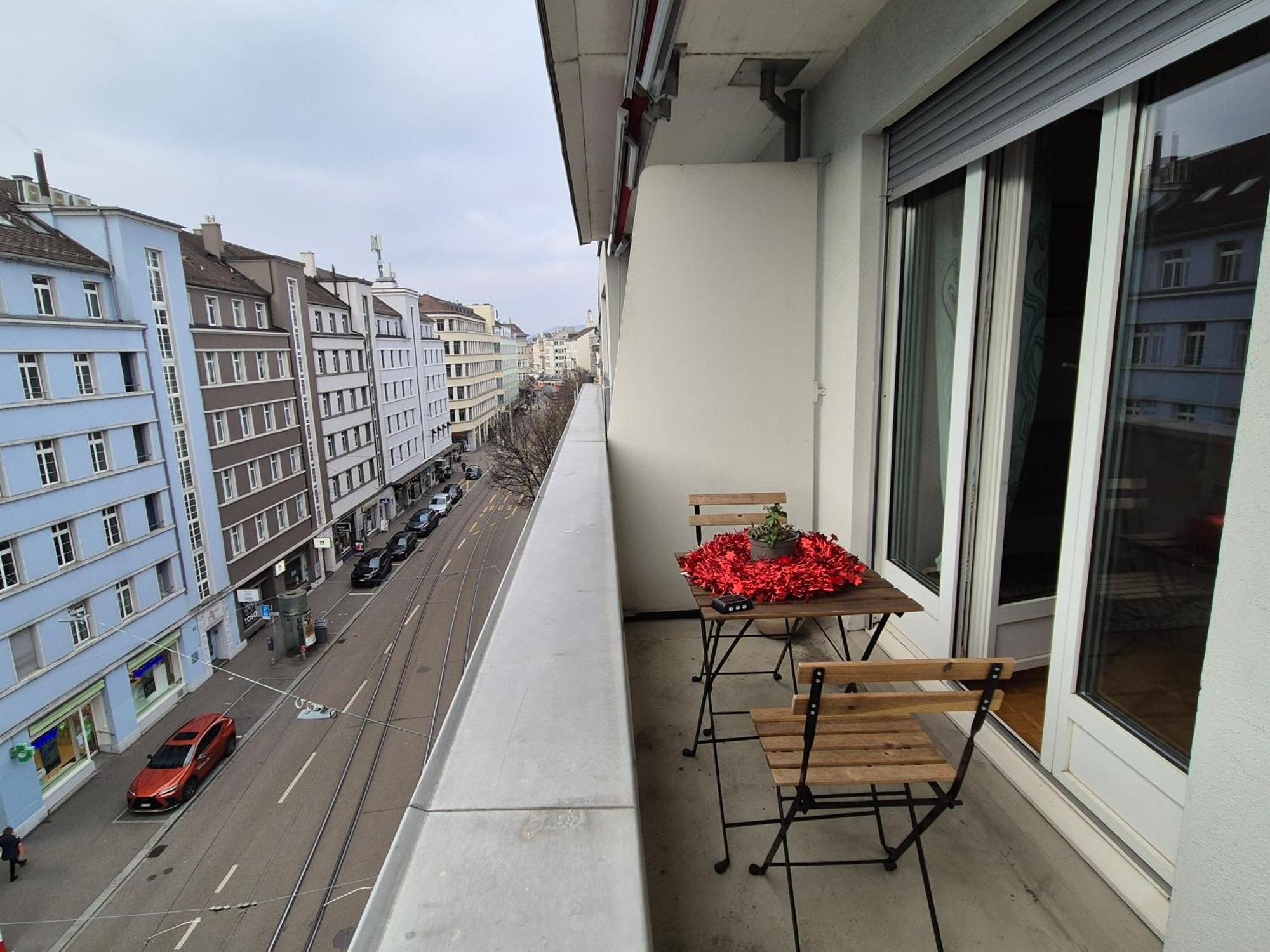 Lovely Right Next To The Opera And Apartment Zurich
