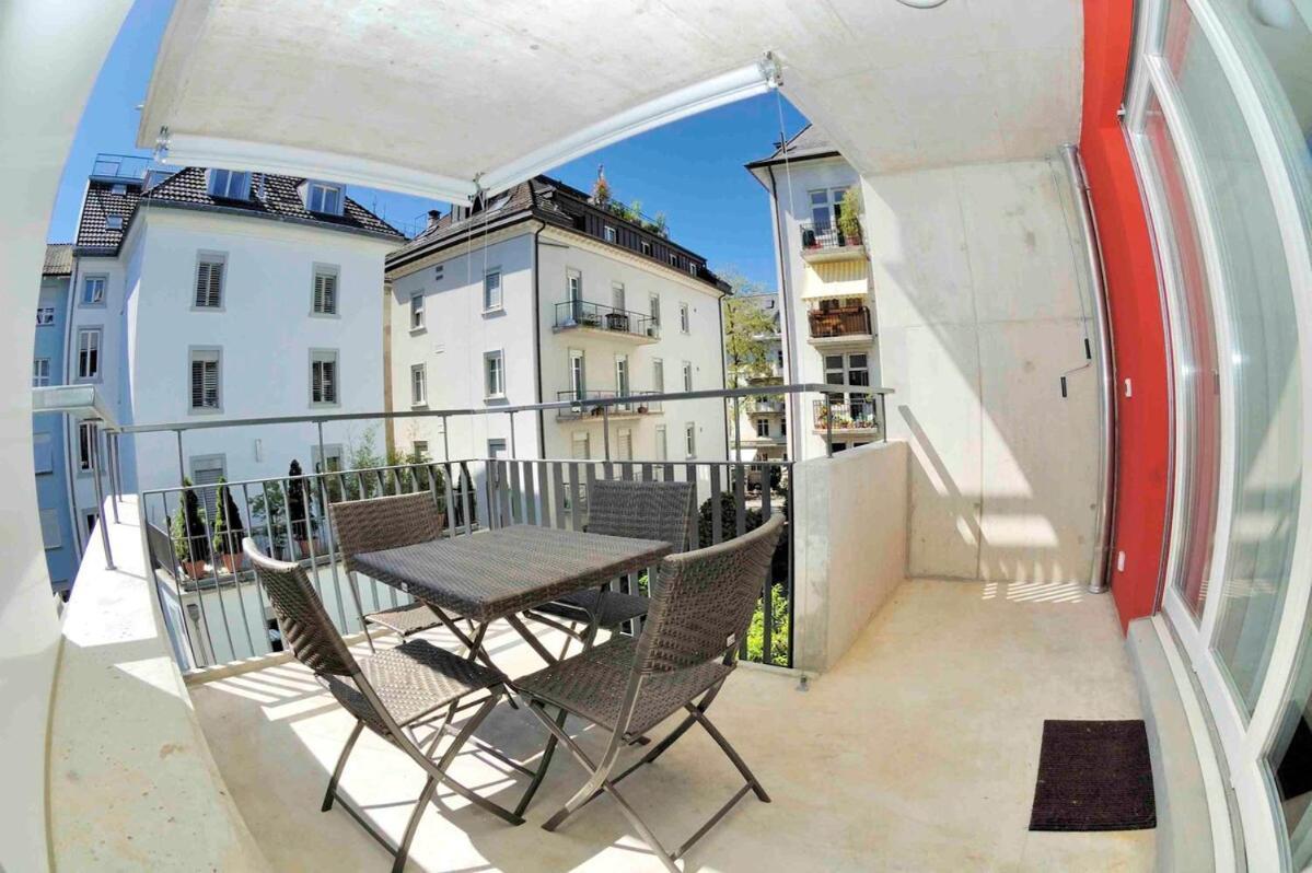 Apartment 2br Near - Flower 23 *