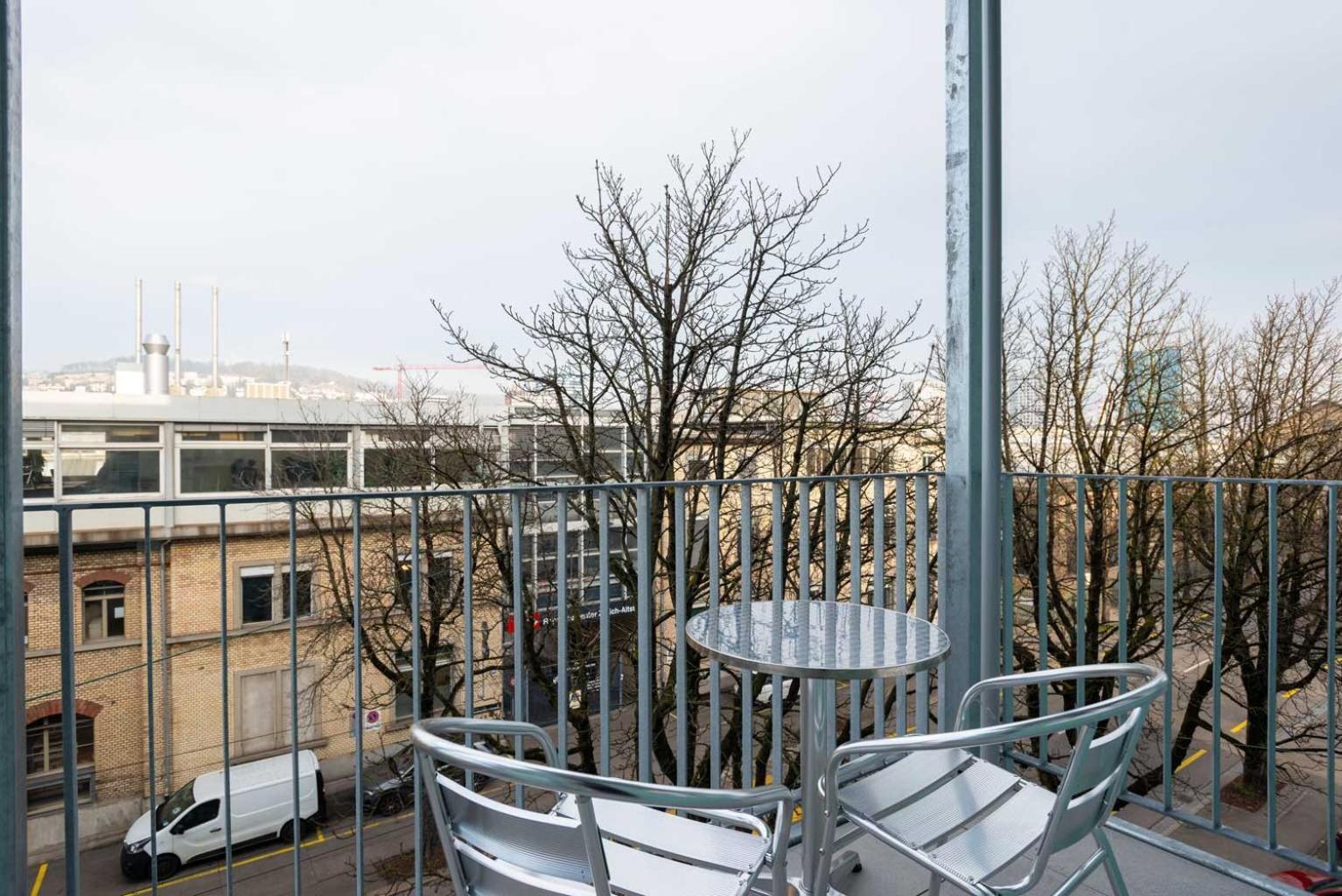 Hitrental Letzigrund - *