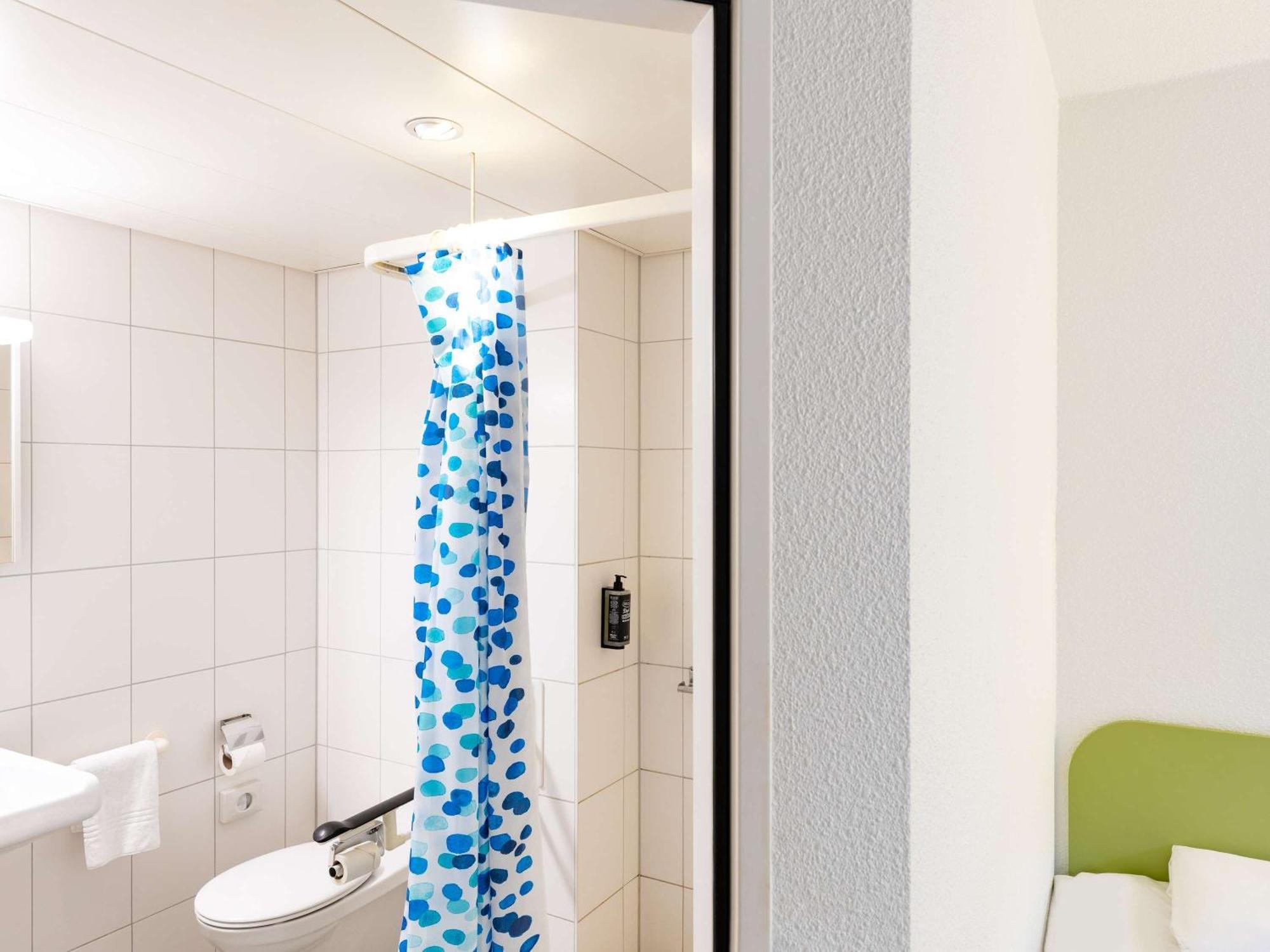 Ibis Budget West Hotel Zurich