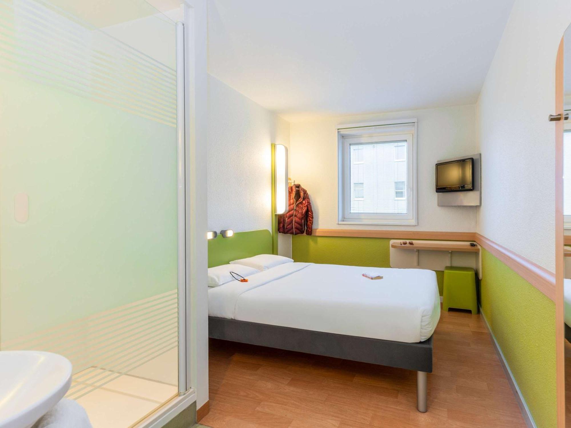 Ibis Budget West Hotel
