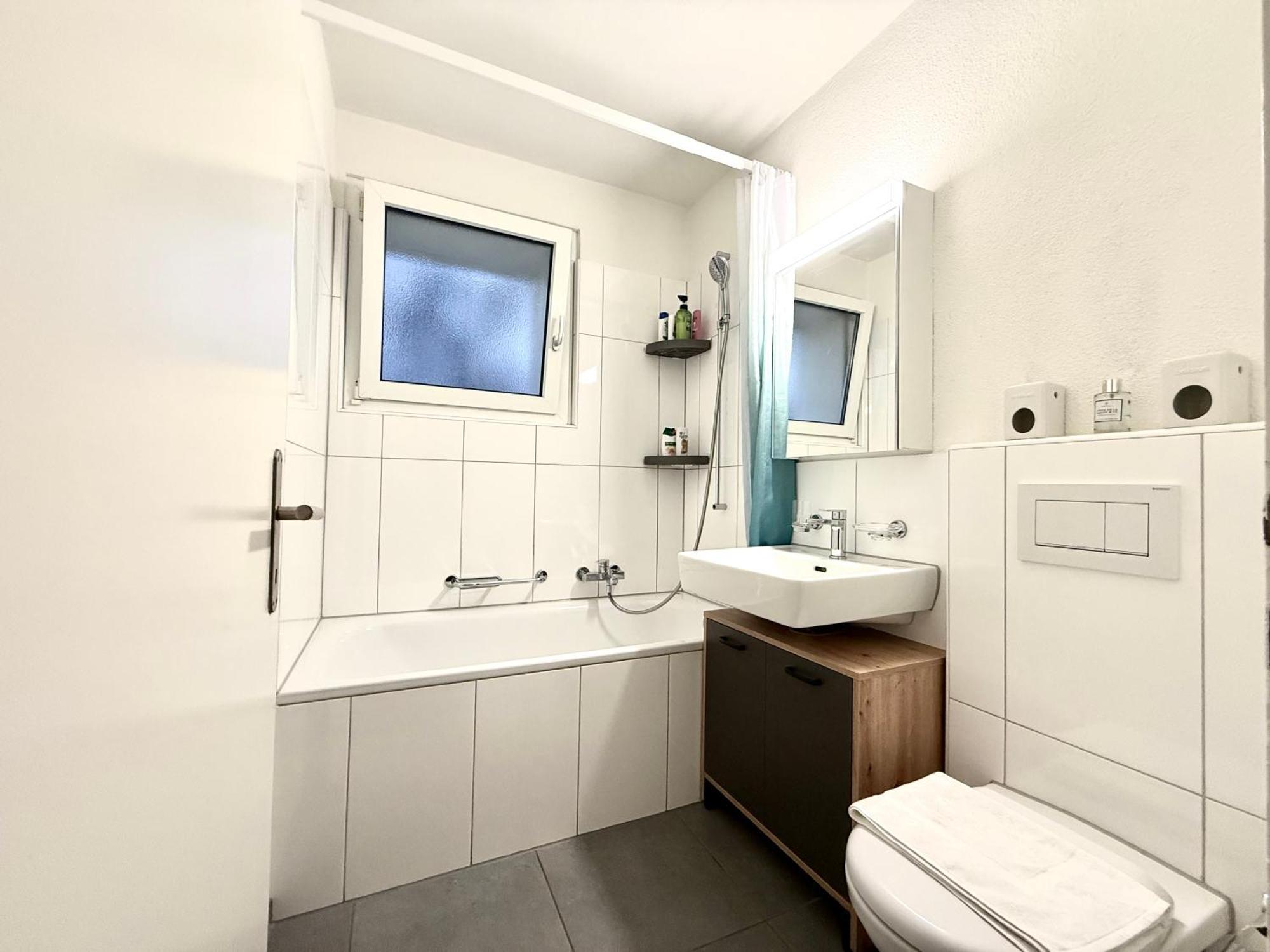 Modern & - Oerlikon Homestay