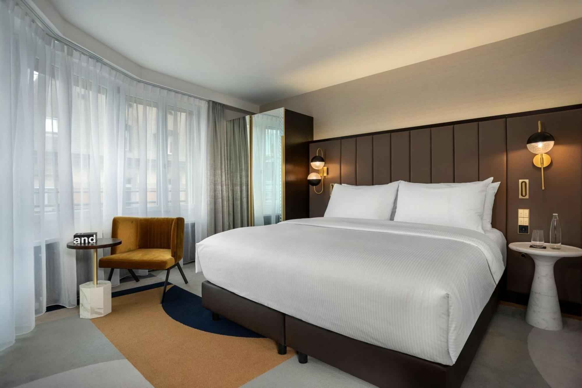 Hotel Neues Schloss Privat Zurich, Autograph Collection 5*