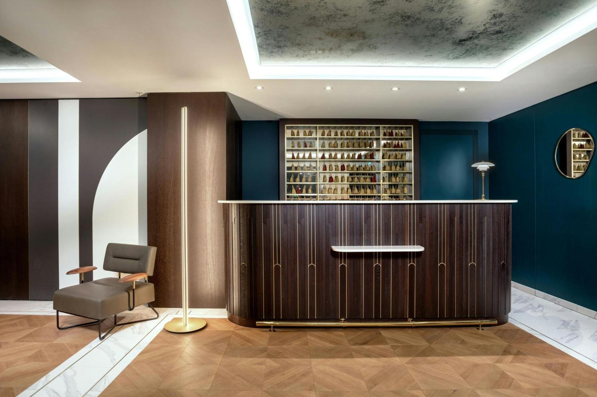Neues Schloss Privat Zurich, Autograph Collection 5*