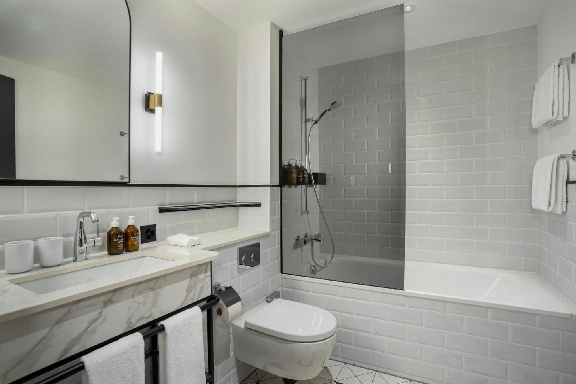 Neues Schloss Privat Zurich, Autograph Collection Zurich