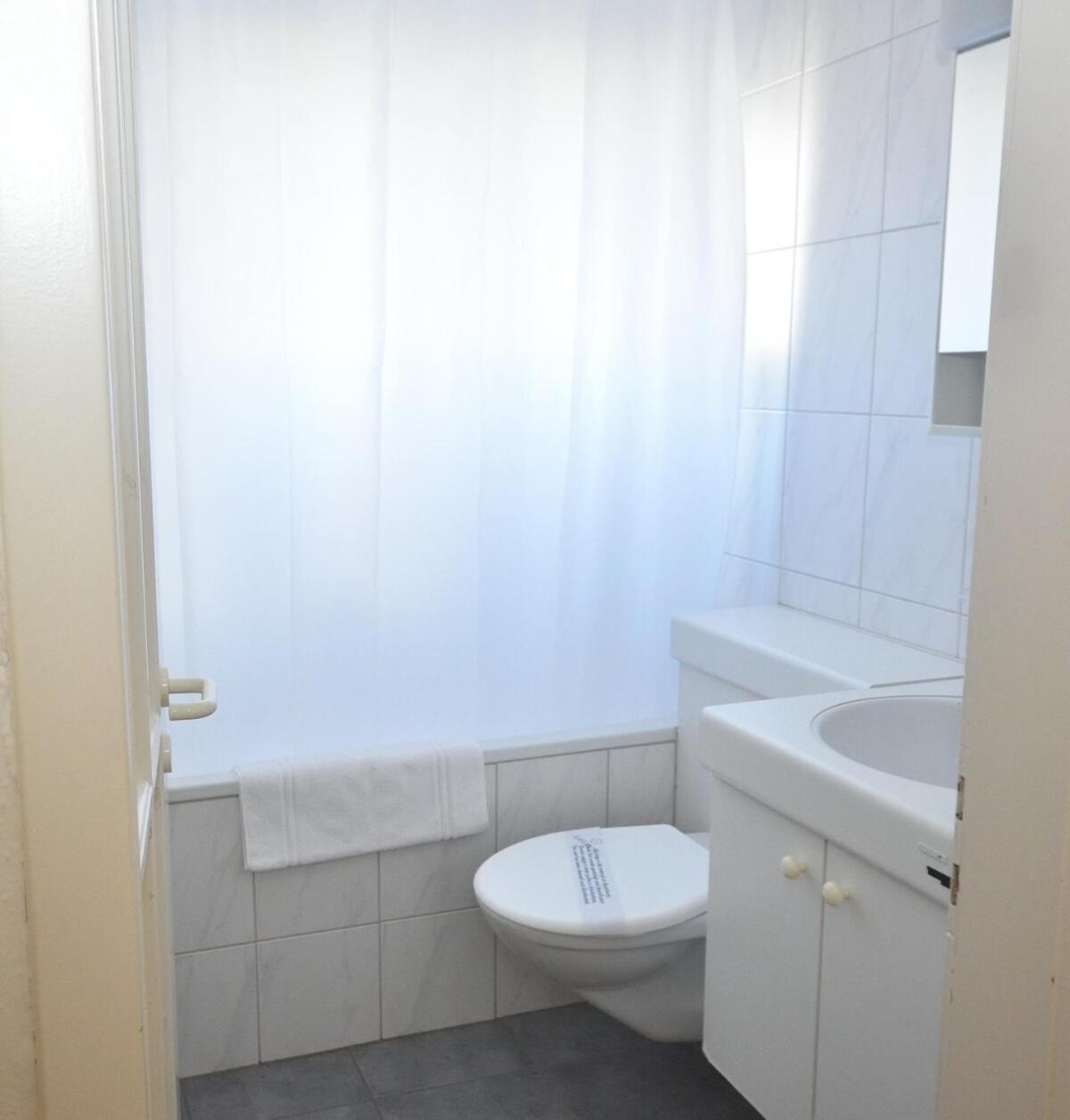 Apartment In The Center - Crown 21 Zurich