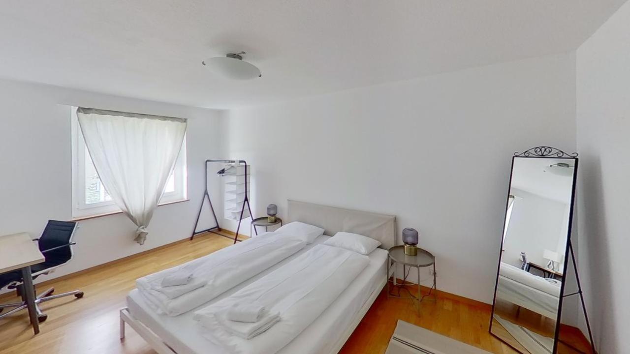 Apartamento Duebendorfstrasse 171 *