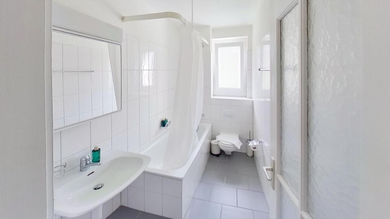Apartamento Duebendorfstrasse 171 *