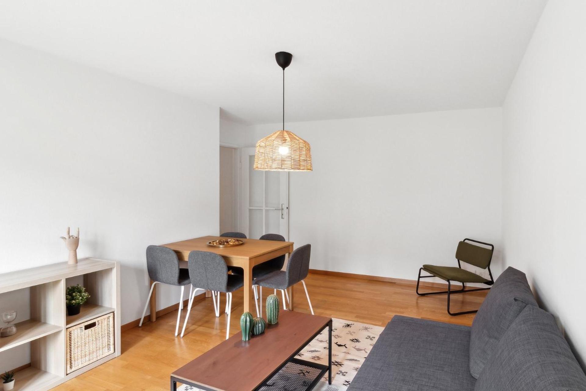 Apartamento Duebendorfstrasse 171 *