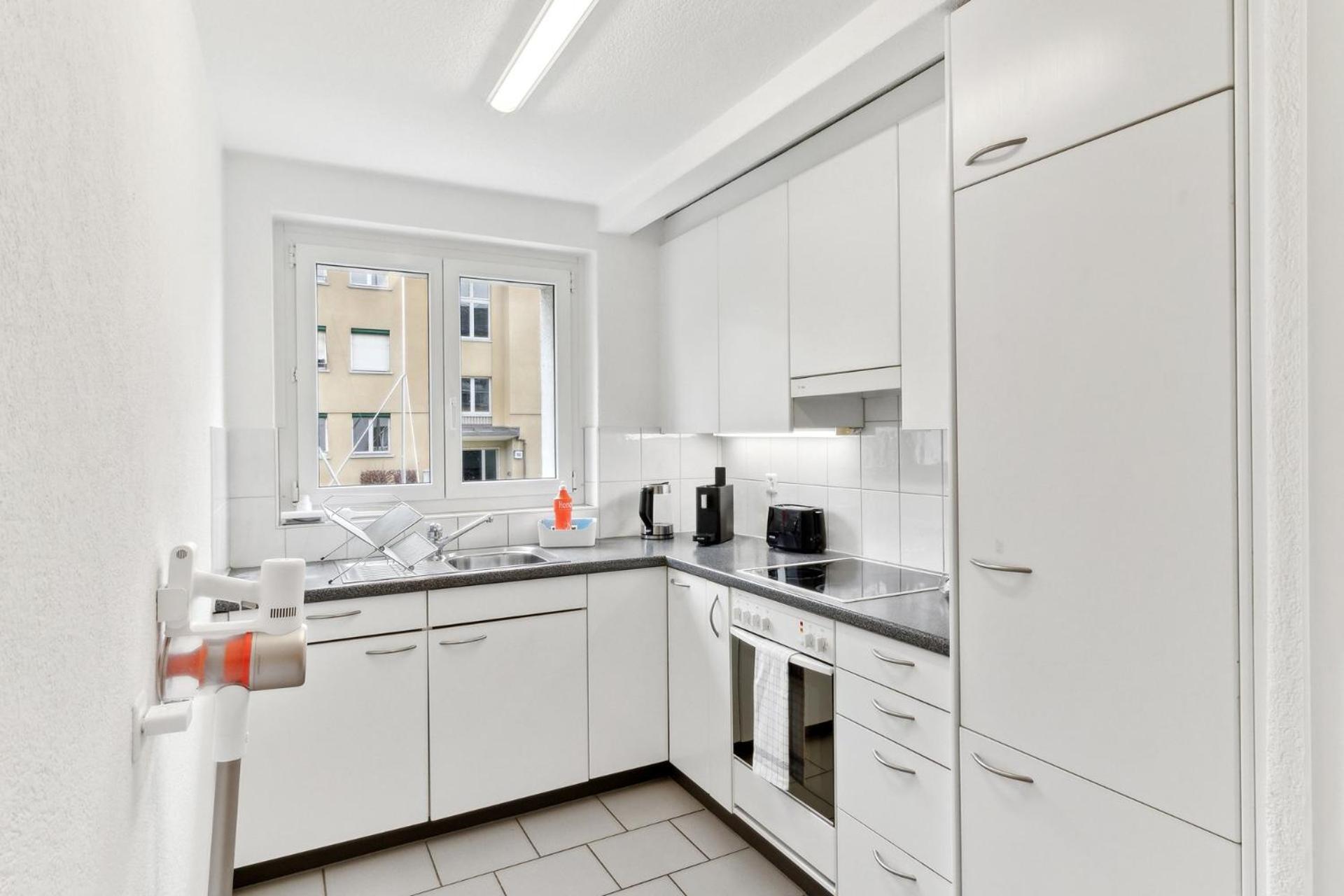 Apartamento Duebendorfstrasse 171 *
