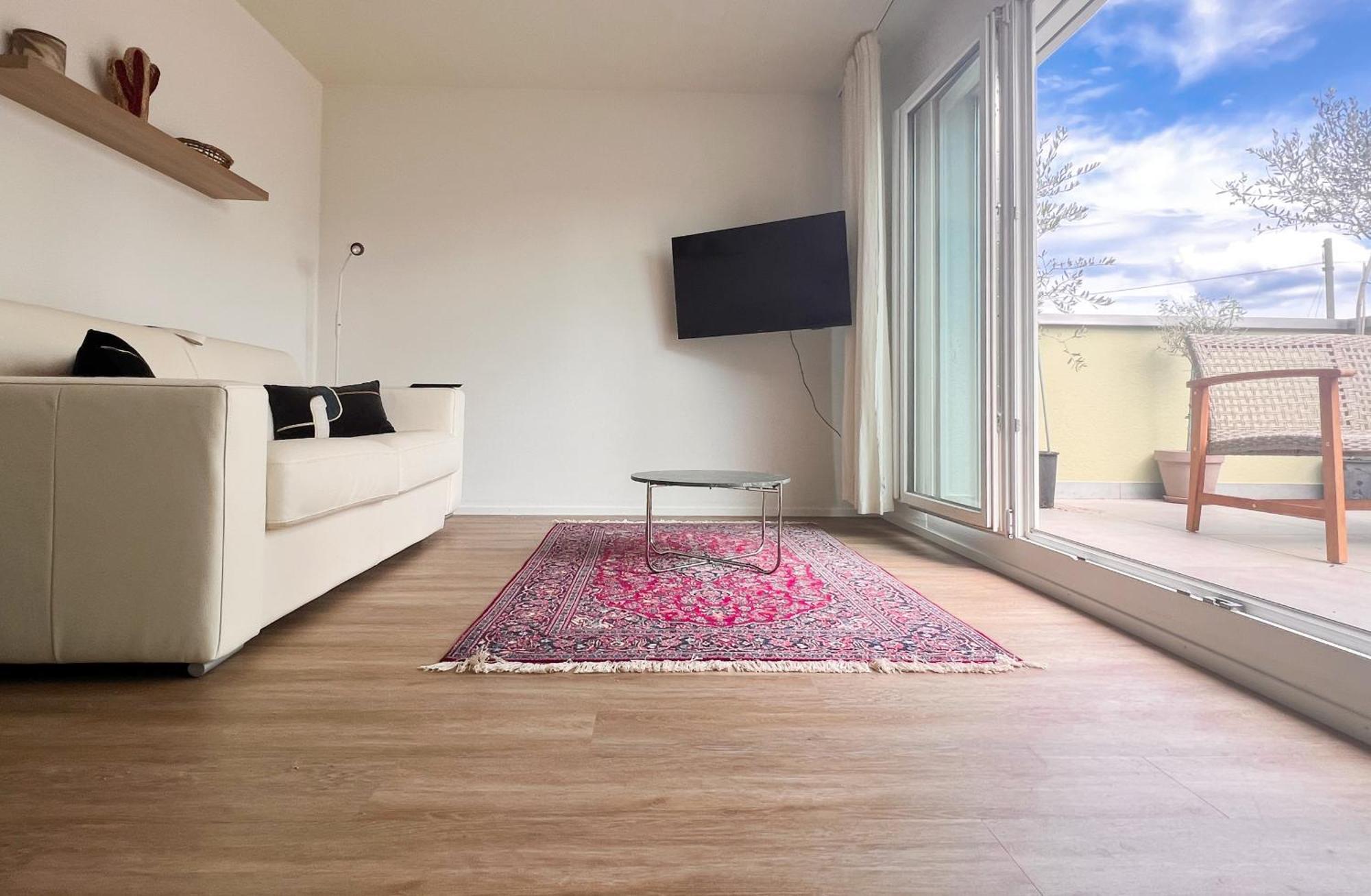 Up&great - Chic Urban Homes Apartment *