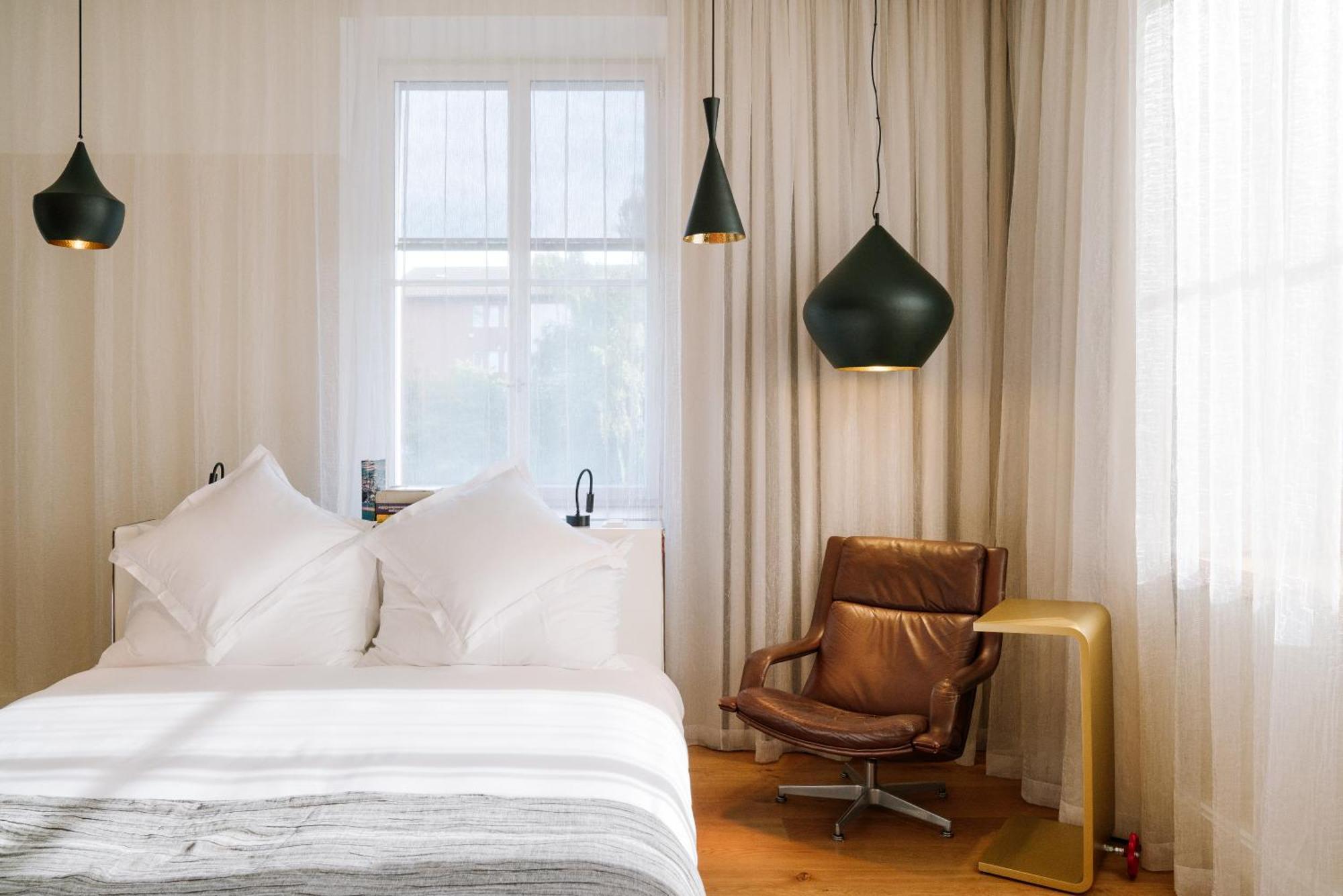 B2 Hotel