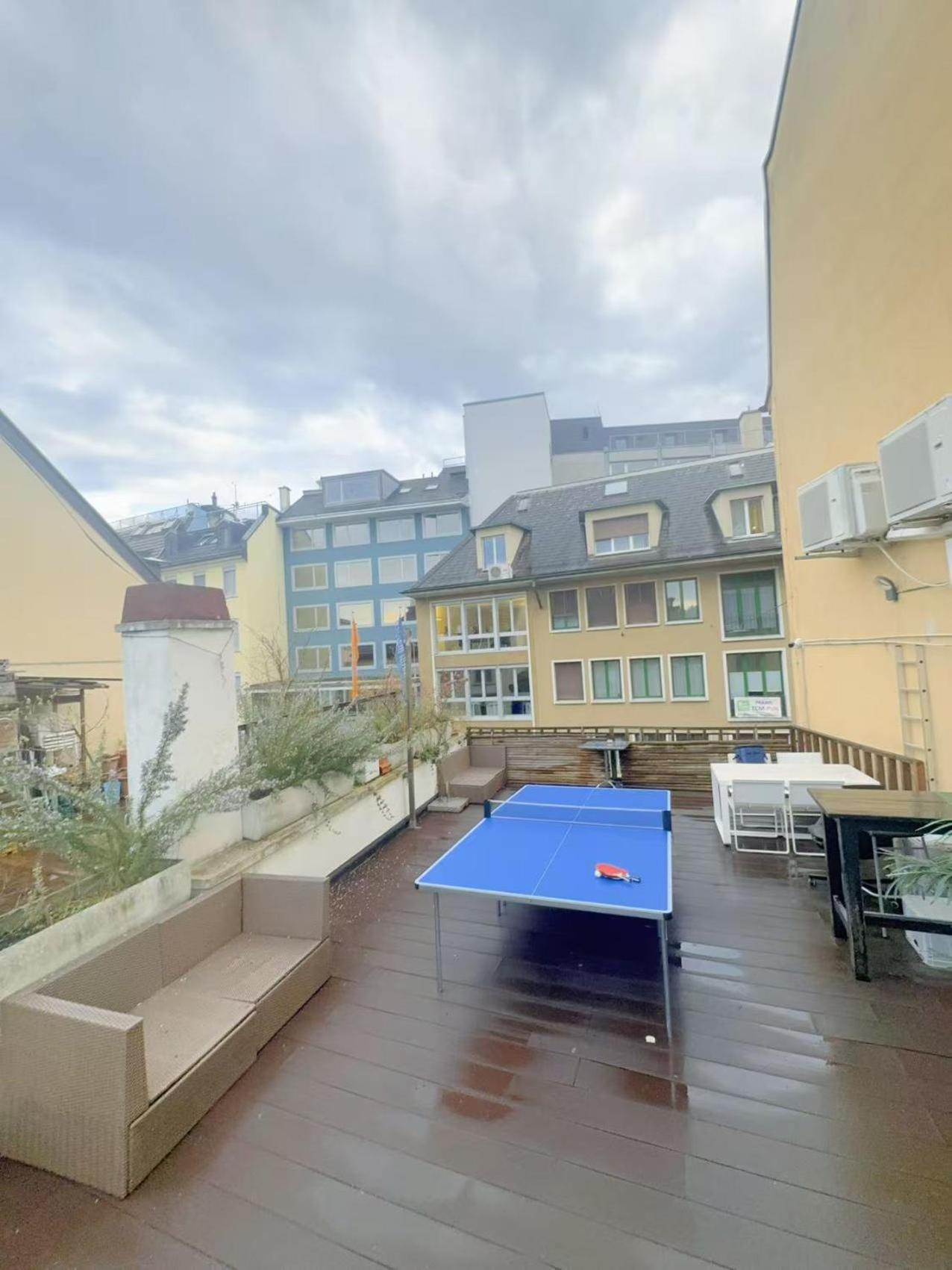 Center With Private External Bathroom Apartment Zurich