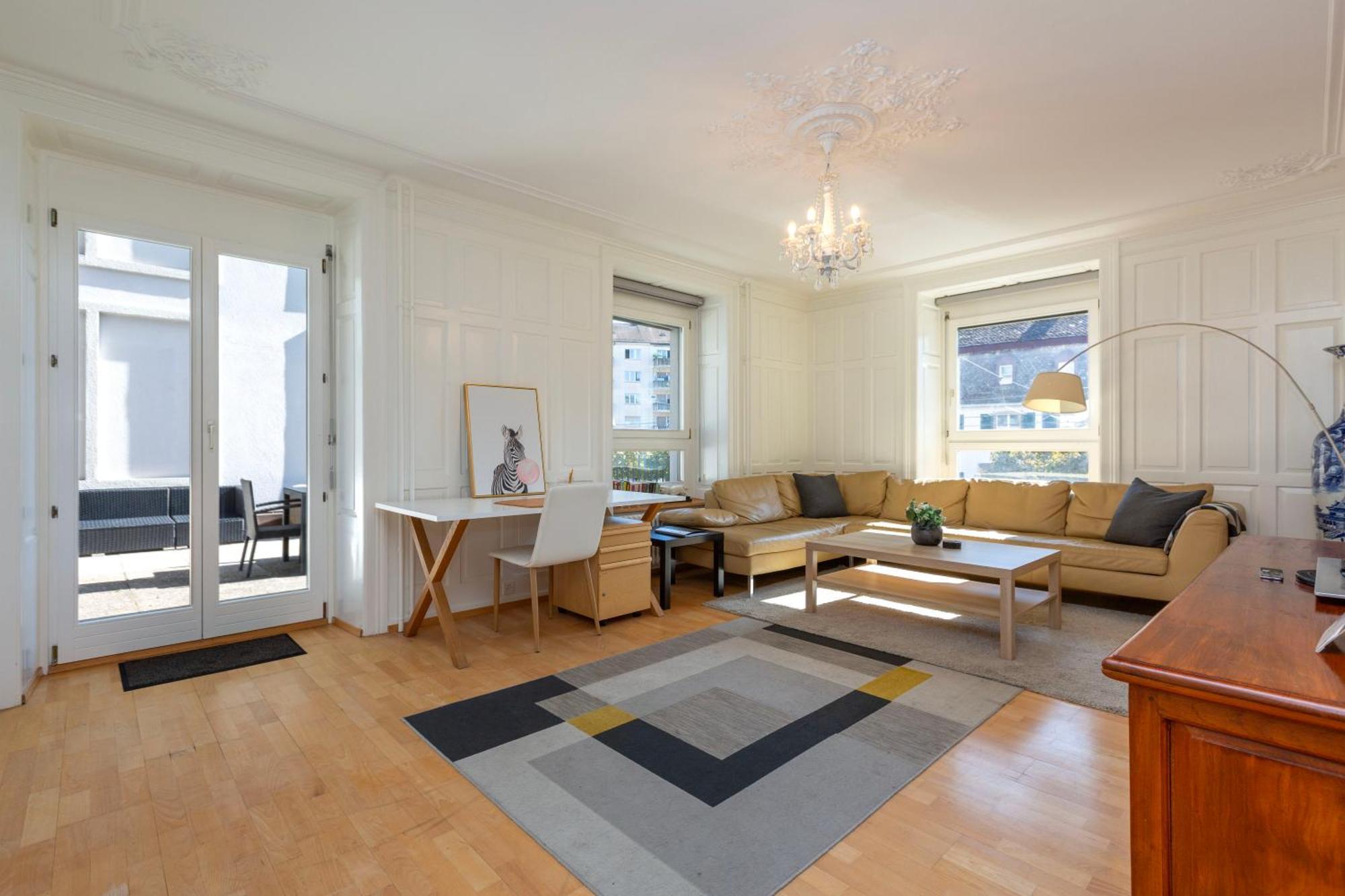 Kaya Diamond - 2br With Huge Terrace Apartment *