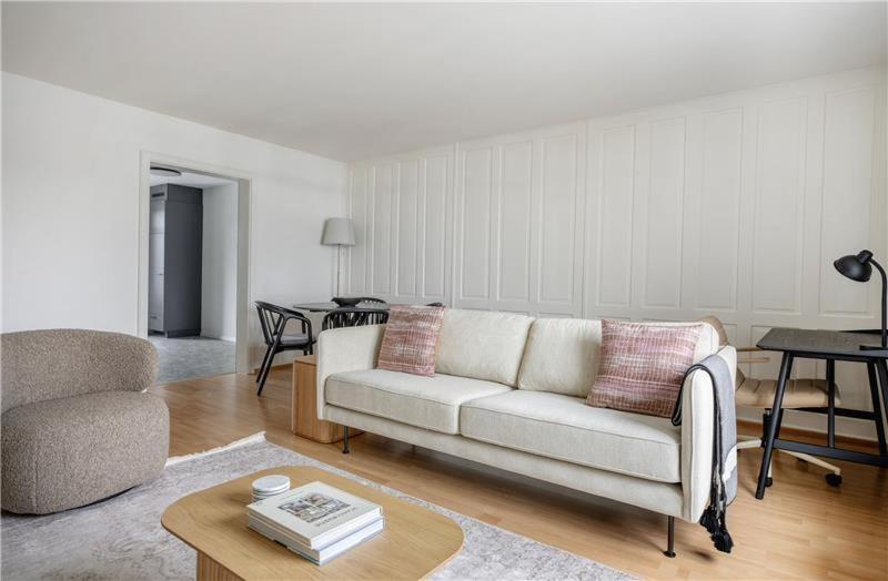 Apartment Charming In 4 Zurich