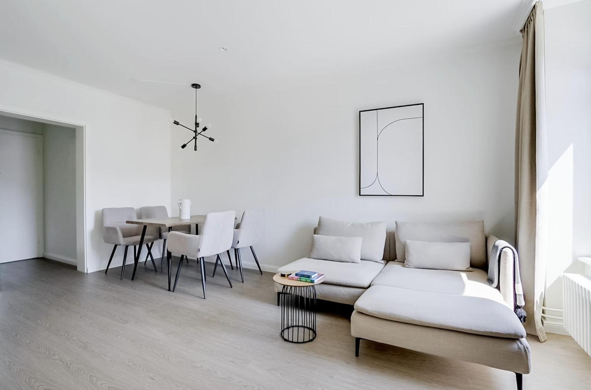 Charming In 4 * Zurich