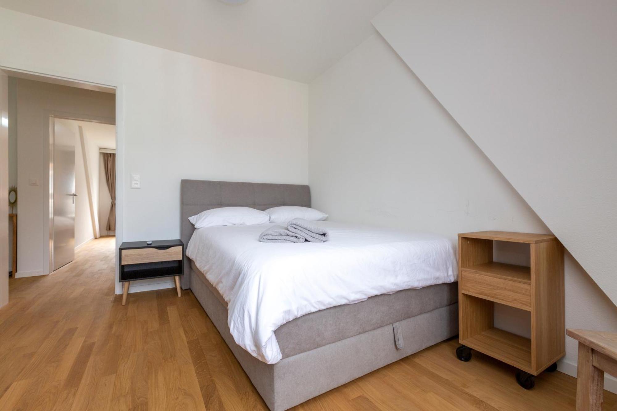 Kaya 5a * Zurich