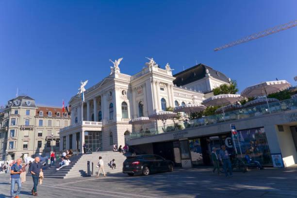 Apartment Lovely Right Next To The Opera And *