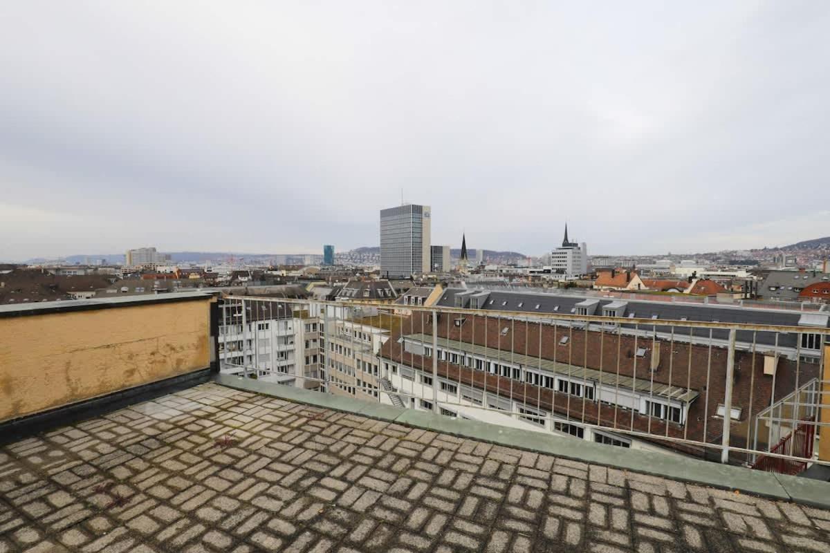 Penthouse With Jacuzzi, Sauna And Rooftop Apartment Zurich