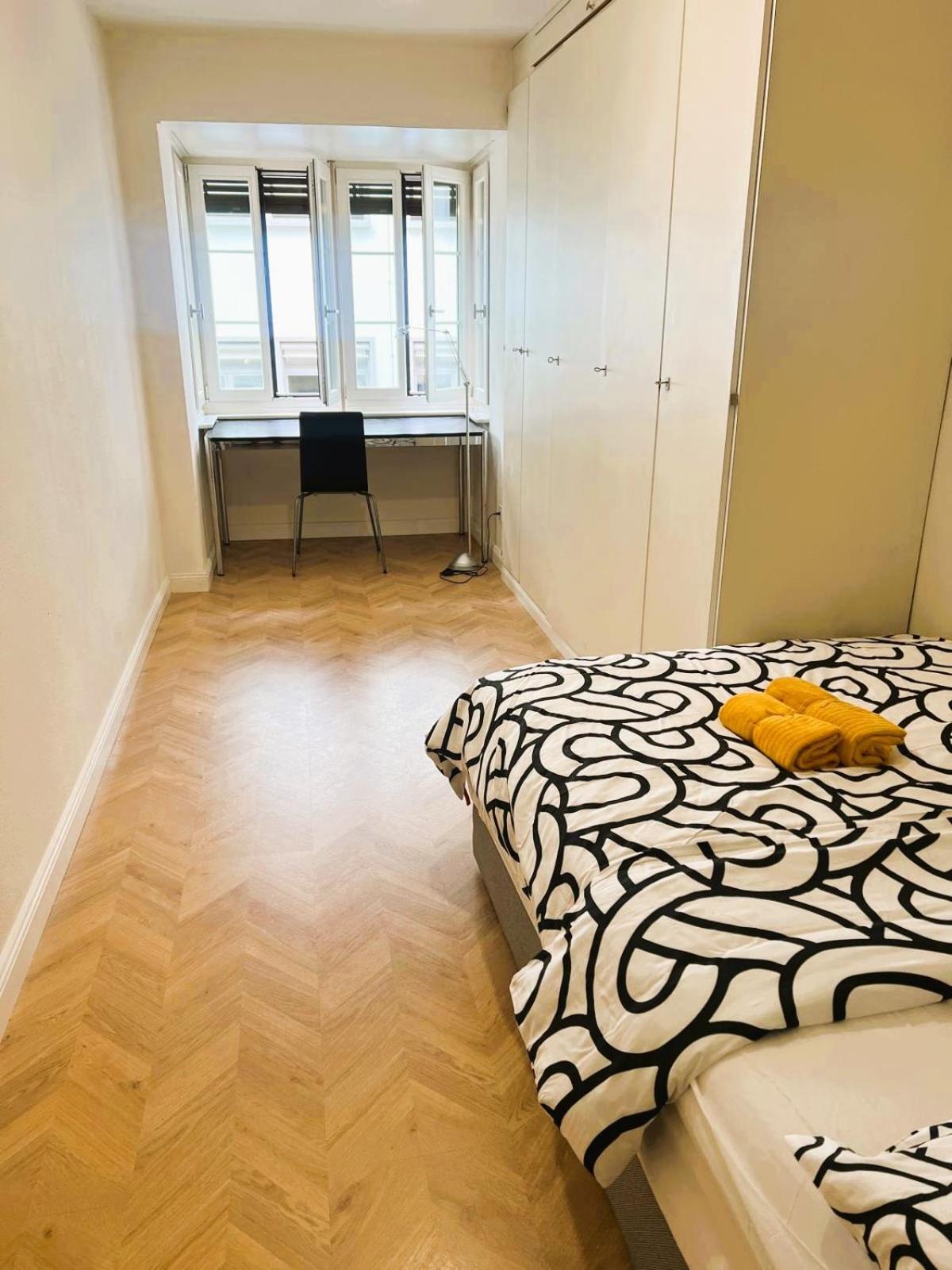 Old Town In The Heart Of Center, Munster - Self Checkin Apartment Zurich