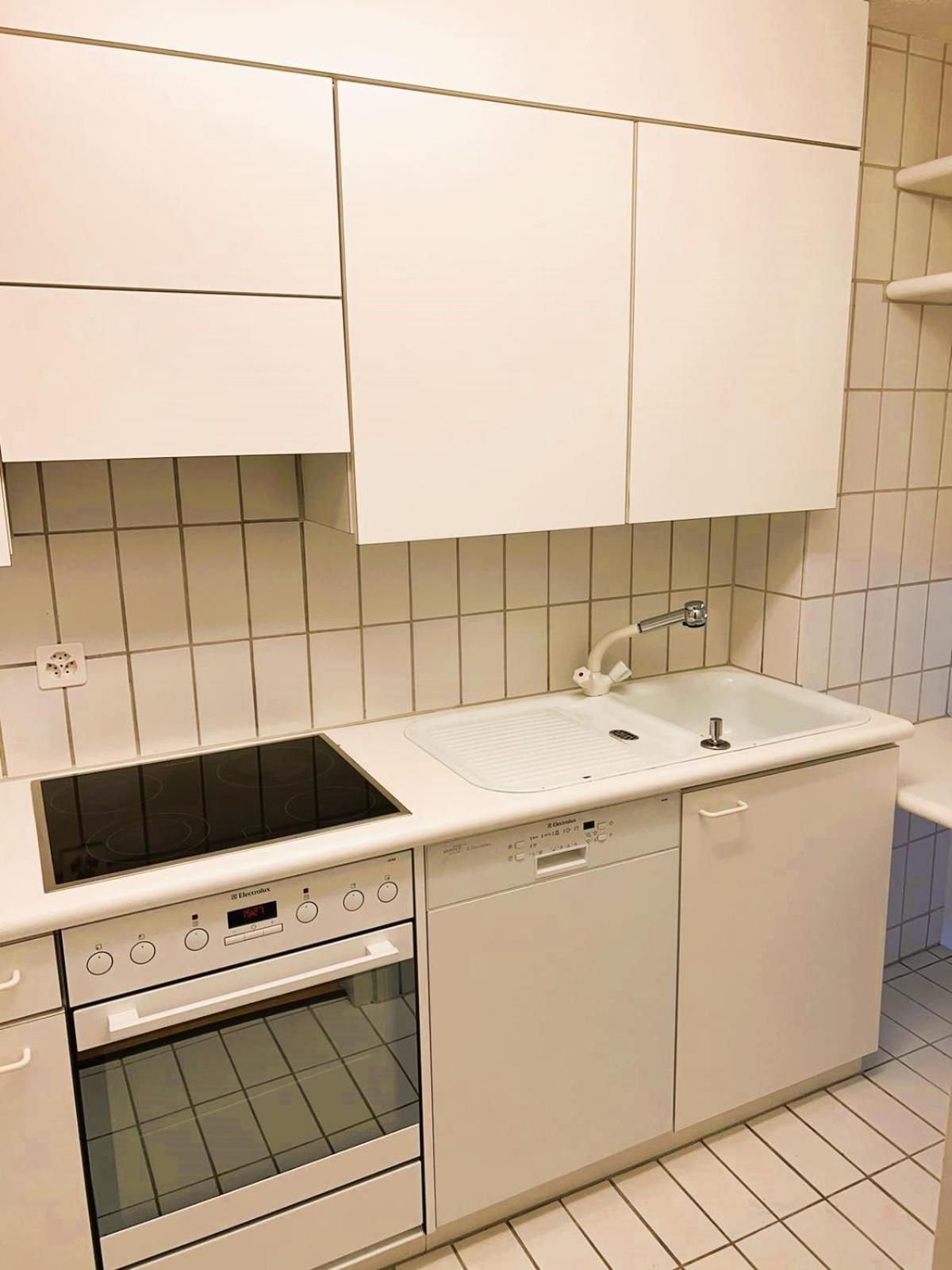 New Cozy 2 In Old Town Center Renn - Self Checkin Zurich