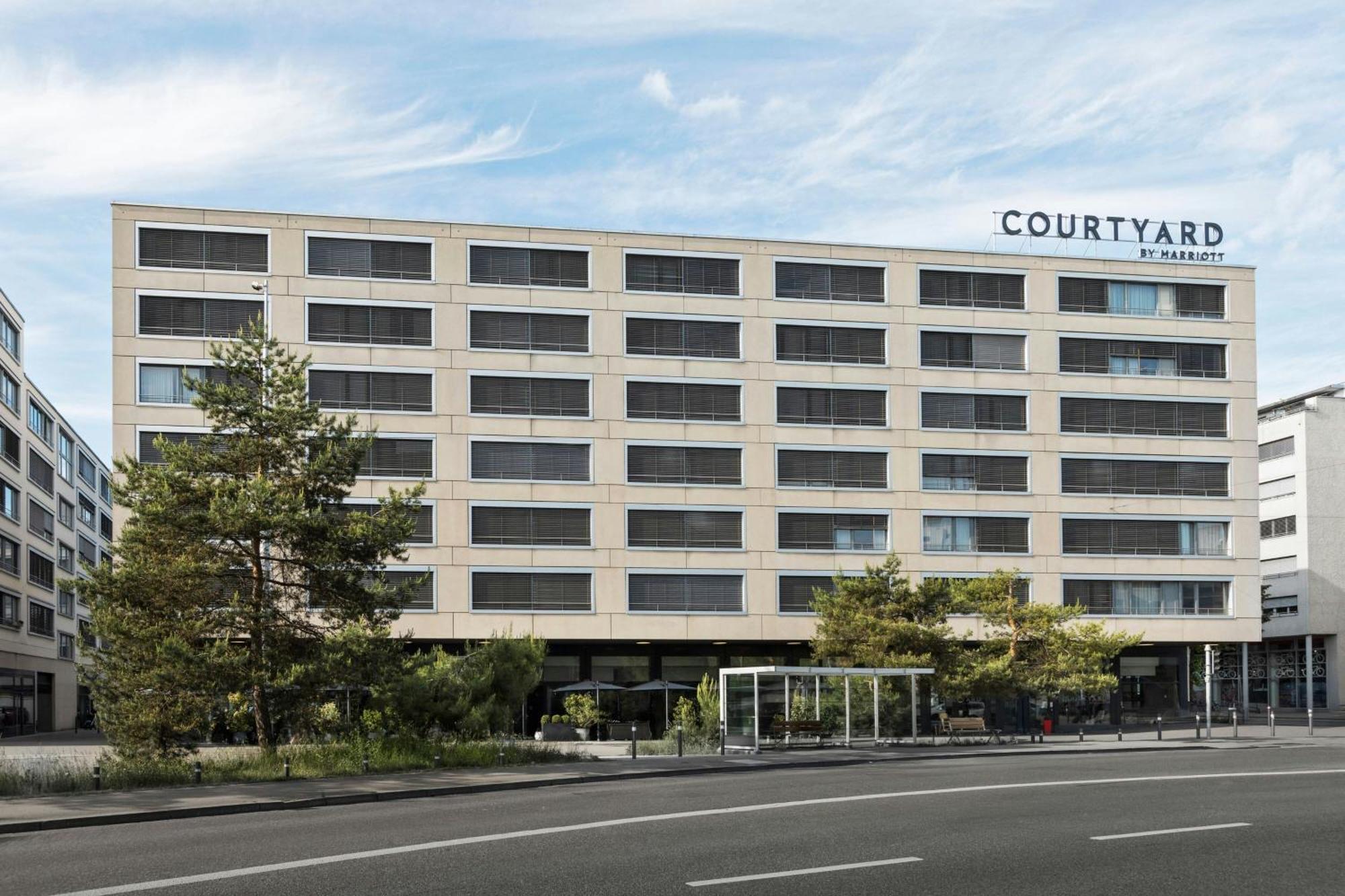 Courtyard By Marriott Nord Hotel 4*