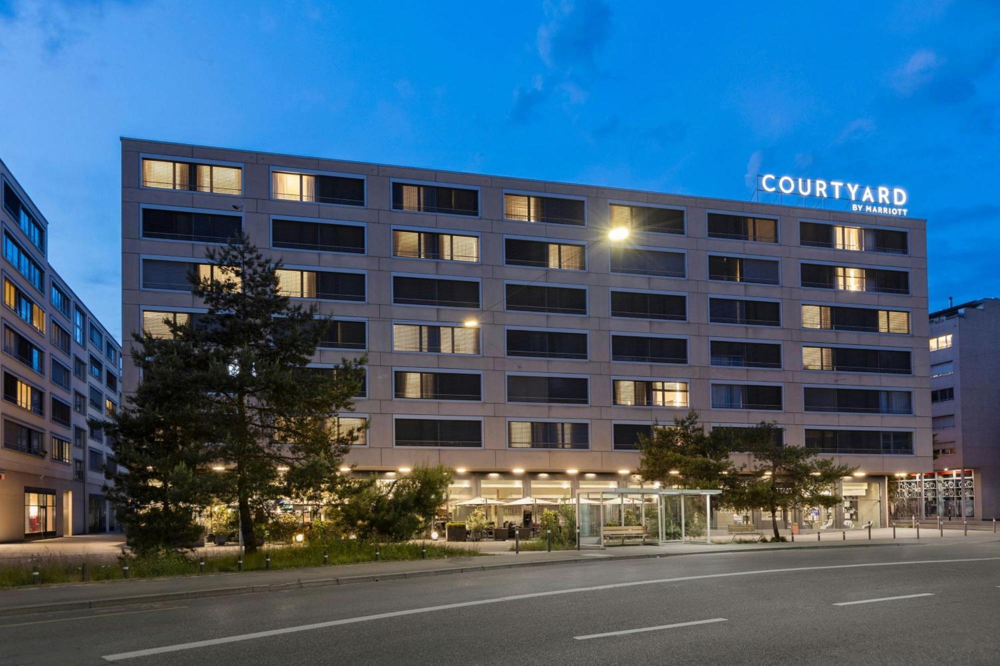 Courtyard By Marriott Nord 4*