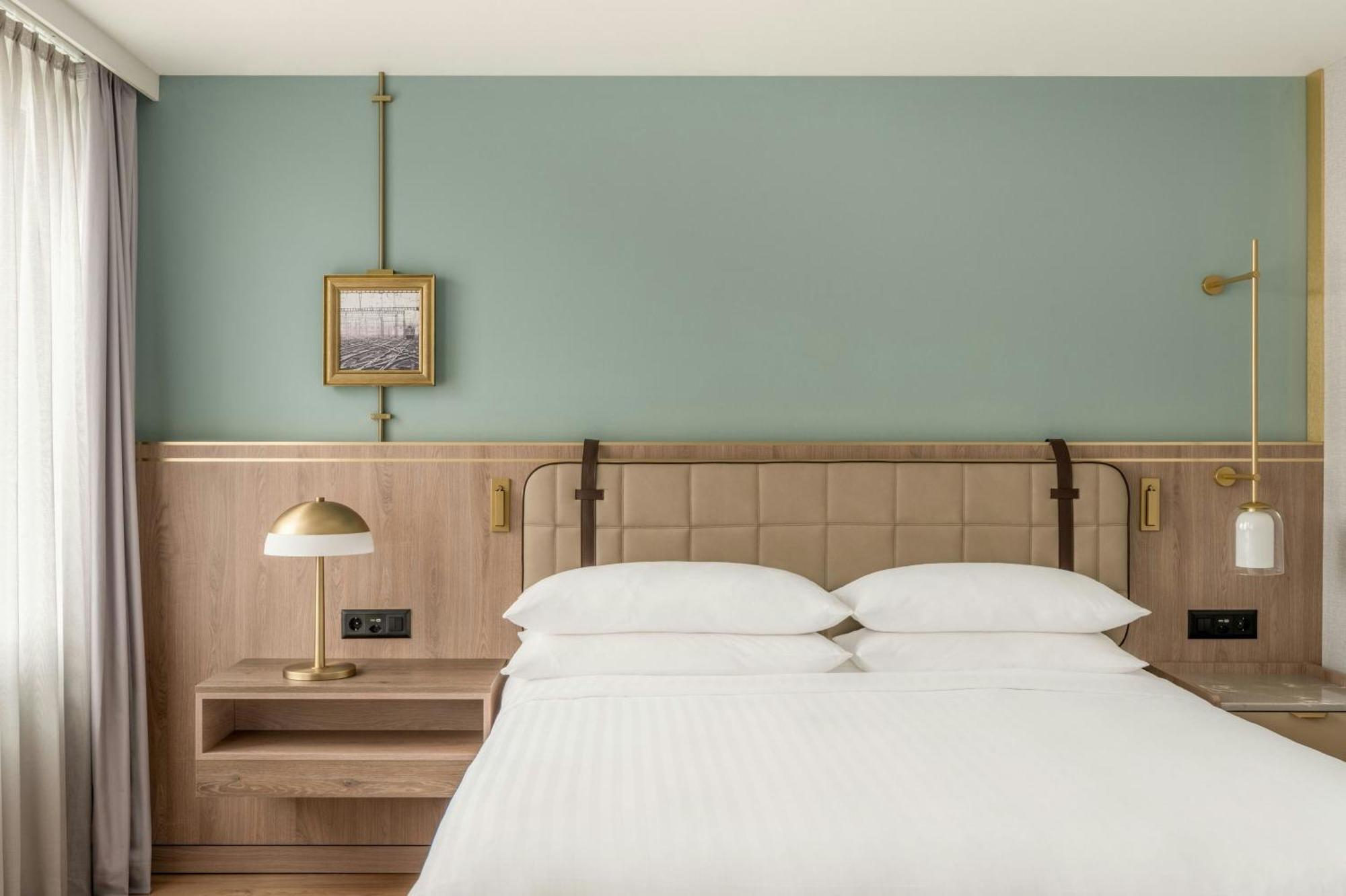 Marriott Hotel 5*