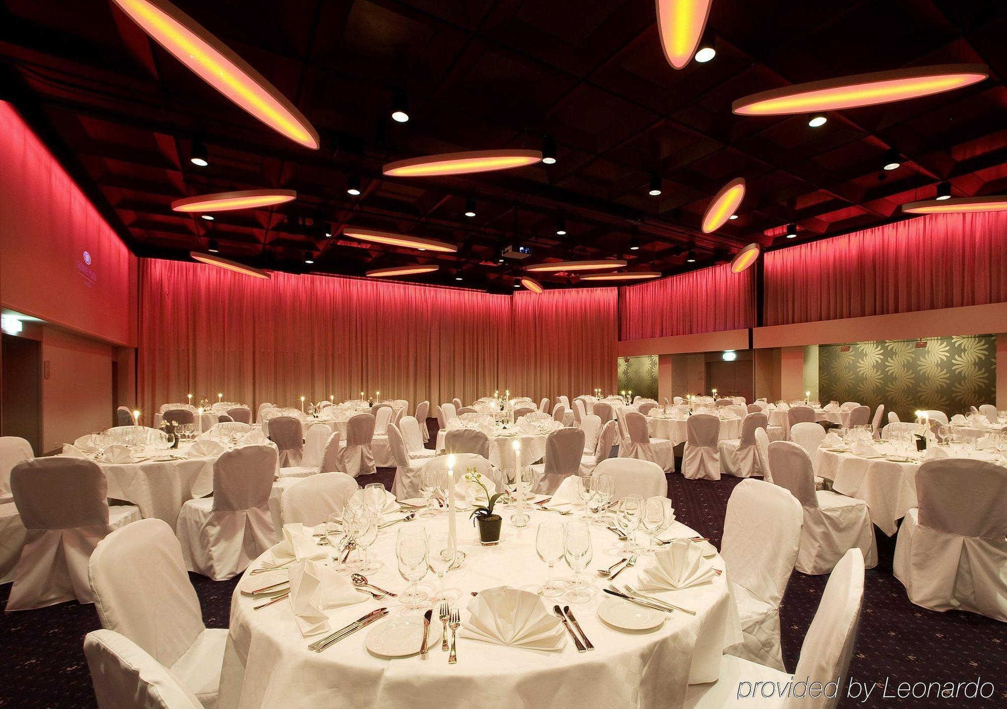 Crowne Plaza By Ihg 4*