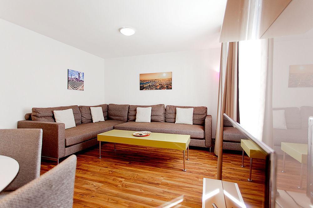Luxury By Livingdowntown Apartment