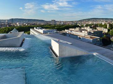 B2 4* Zurich