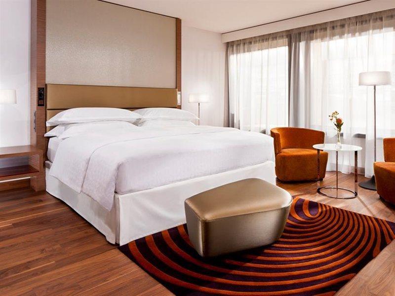 Hotel Sheraton