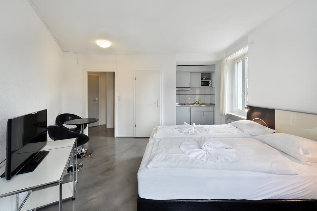 Swiss Star California - Self Check-in Apartment *