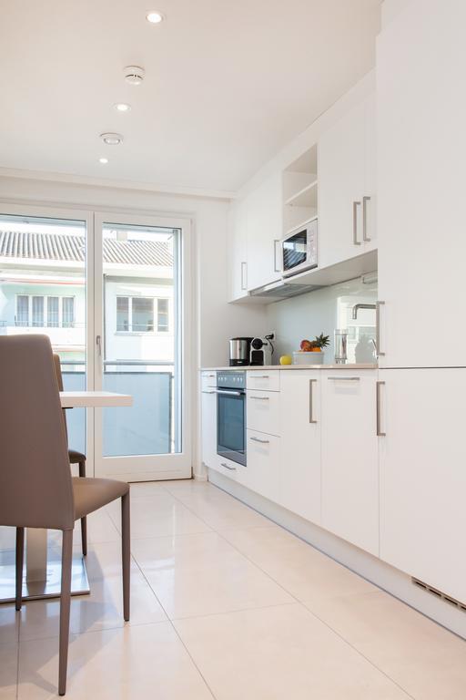 - Lindenstrasse 3* Zurich