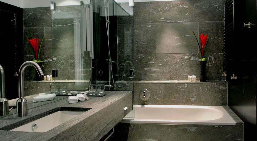 Glockenhof Hotel 4*