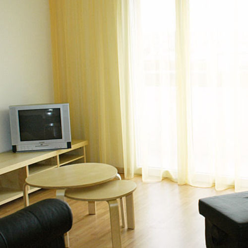 Swiss Star Tower Apartment Zürich